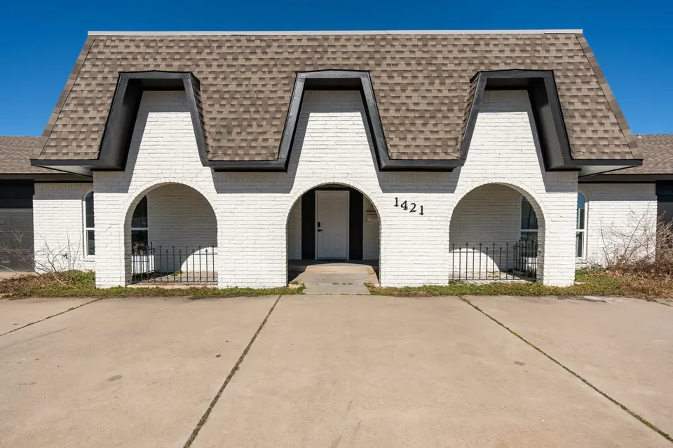 Will Rogers Manor — extended stay home 6 minutes from OKC airport